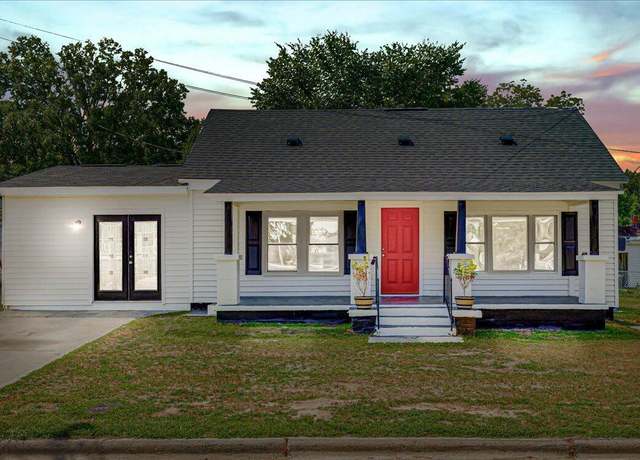 Property at 304 N Saratoga St, Stantonsburg, NC 27883, 3 beds, 2 baths