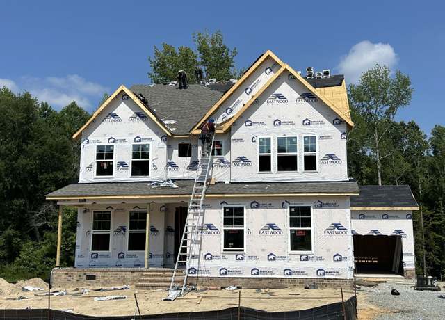 Property at 386 Rising Star Dr, Clayton, NC 27520, 3 beds, 4.5 baths