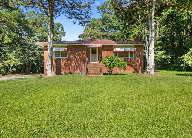Property at 3702 Danube Ln, Durham, NC 27704, 3 beds, 1 bath