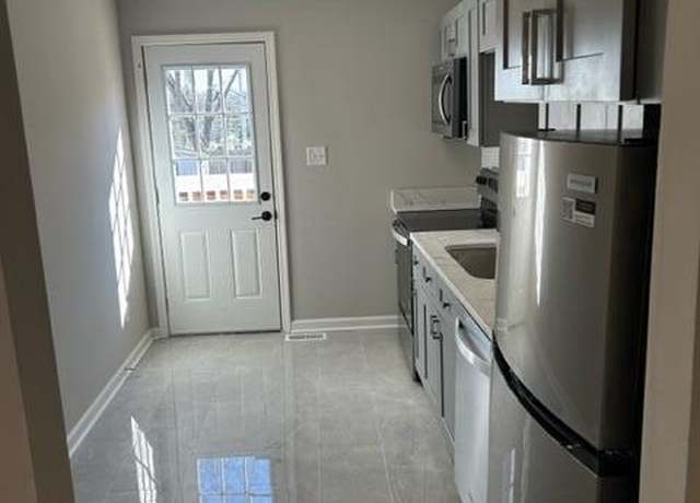 Property at 407 Bledsoe Ave, Raleigh, NC 27601, 2 beds, 1 bath