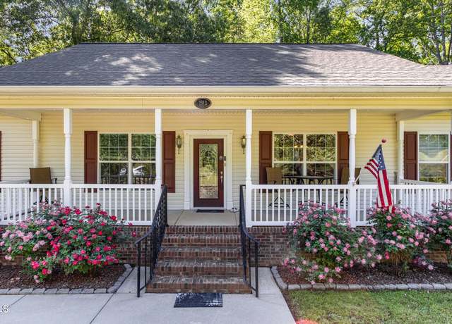 Property at 2913 Escondido Farm Rd, Garner, NC 27529, 4 beds, 2.5 baths