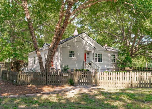 Property at 501 E Spring St, Fuquay Varina, NC 27526, 3 beds, 1 bath