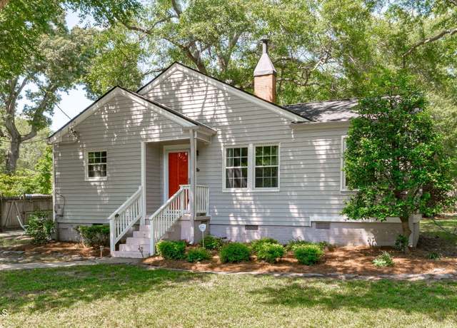 Property at 501 E Spring St, Fuquay Varina, NC 27526, 3 beds, 1 bath