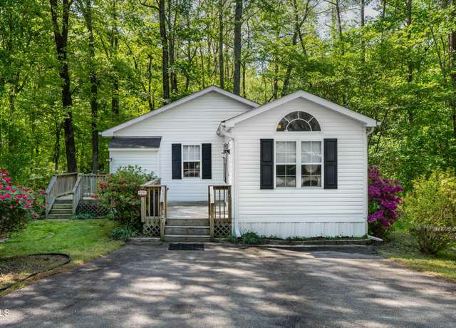 Property at 107 Piquot Dr, Louisburg, NC 27549, 2 beds, 1 bath