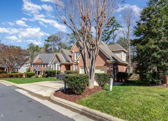 Property at 5624 Bennettwood Ct, Raleigh, NC 27612, 4 beds, 3.5 baths