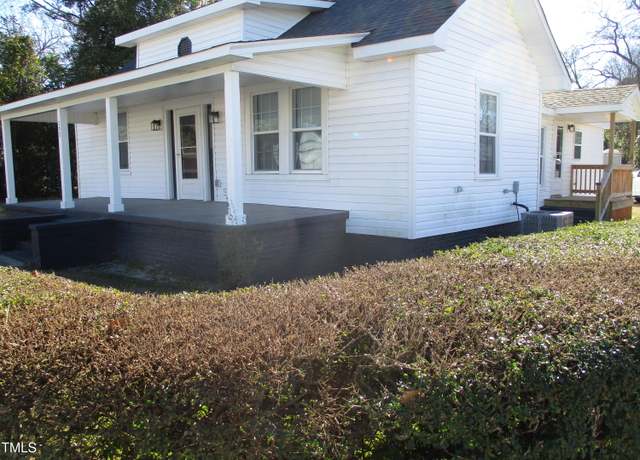 Property at 202 E Washington St, La Grange, NC 28551, 3 beds, 2 baths