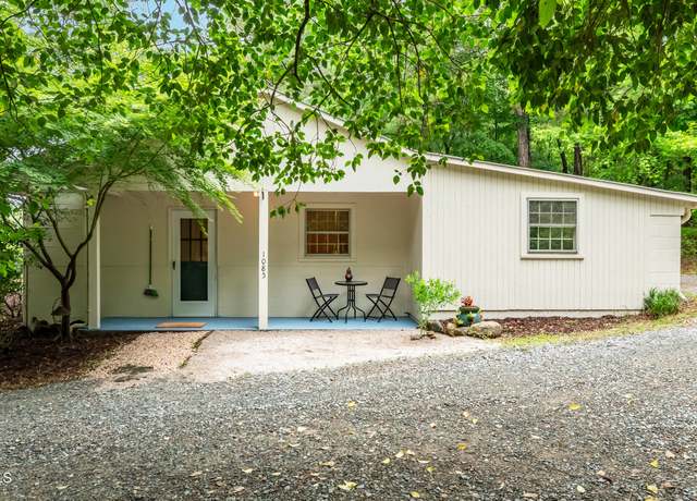 Property at 1085 Bynum Rd, Pittsboro, NC 27312, 2 beds, 1 bath