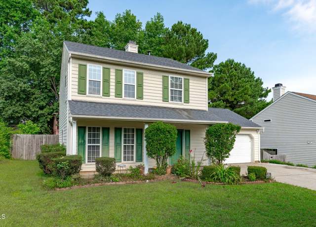 Property at 207 Stonecreek Dr, Apex, NC 27539, 3 beds, 2.5 baths