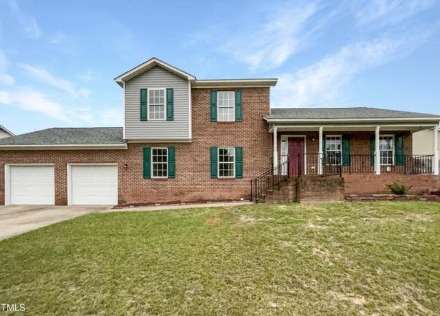 Property at 5019 Woodspring Dr, Hope Mills, NC 28348, 4 beds, 3 baths