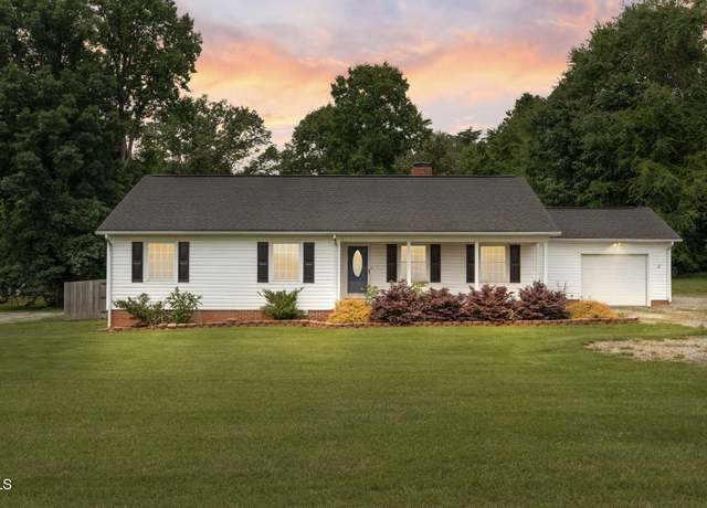 Property at 5218 Appomattox Rd, Pleasant Garden, NC 27313, 3 beds, 2 baths