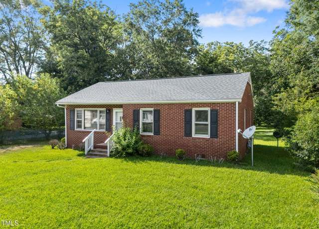 Property at 412 Cherry St, Oxford, NC 27565, 3 beds, 1 bath