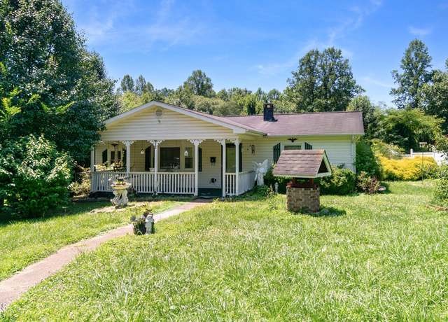 Property at 811 Queens St NW, Lenoir, NC 28645, 2 beds, 1 bath