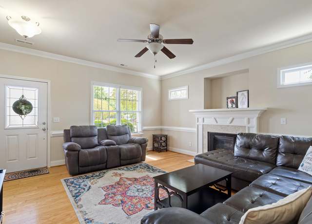 Property at 801 Myrtle Grove Ln, Apex, NC 27502, 2 beds, 2.5 baths