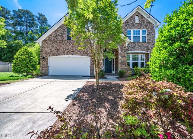 Property at 1719 Willowcrest Rd, Durham, NC 27703, 4 beds, 2.5 baths