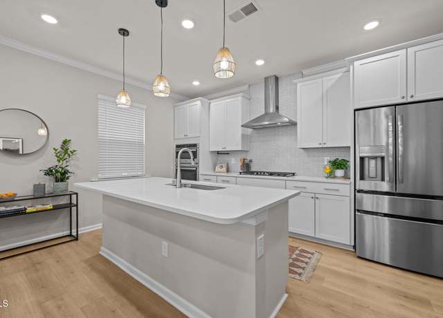 Property at 1726 Wimberly Rd, Apex, NC 27523, 5 beds, 4.5 baths