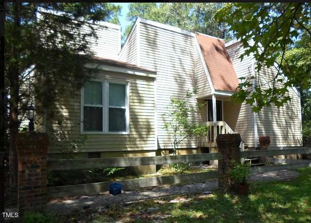 Property at 1221 Porter St, Goldsboro, NC 27530, 3 beds, 2 baths