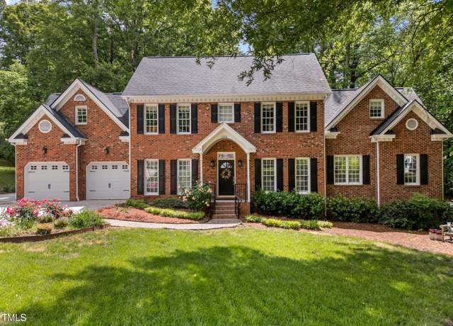 Property at 8004 Gabriels Bend Dr, Raleigh, NC 27612, 5 beds, 3.5 baths