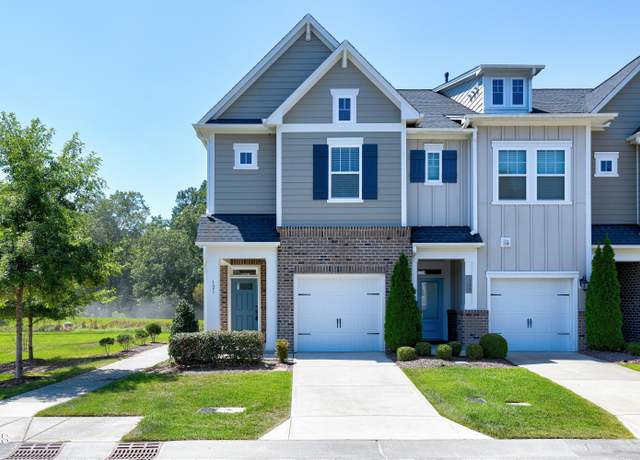 Property at 121 Manordale Dr, Chapel Hill, NC 27517, 2 beds, 2.5 baths