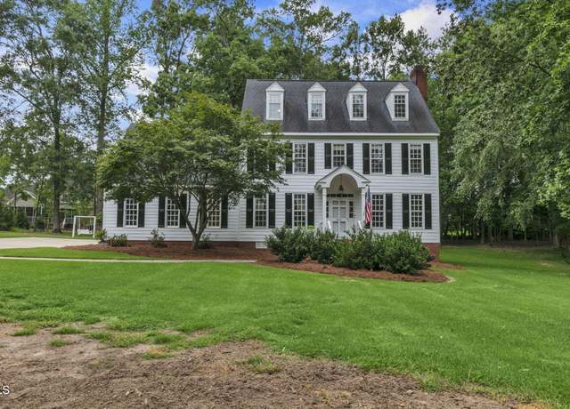 Property at 2811 Deerfield Ln N, Wilson, NC 27896, 5 beds, 4.5 baths