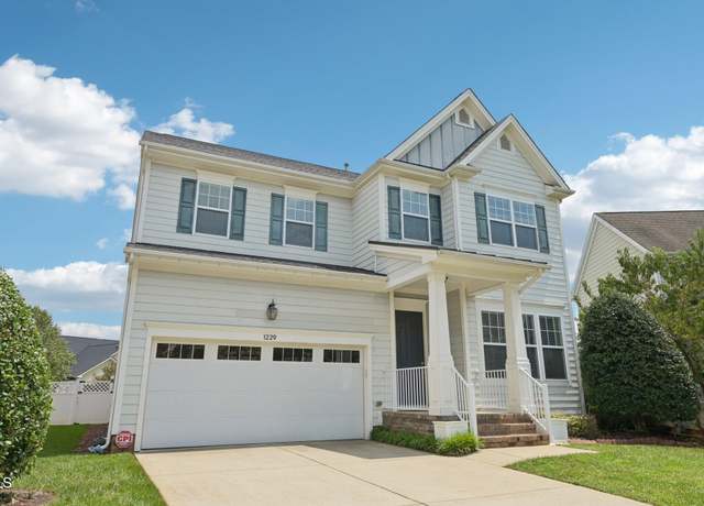 Property at 1229 Chapanoke Rd, Raleigh, NC 27603, 5 beds, 3 baths