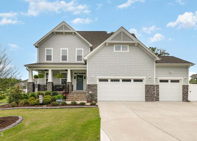 Property at 1001 Peterson Ridge Rd, Fuquay Varina, NC 27526, 4 beds, 3.5 baths