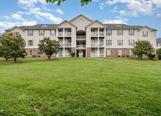 Property at 3009 Winston Dr Unit 90, Burlington, NC 27215, 3 beds, 2 baths