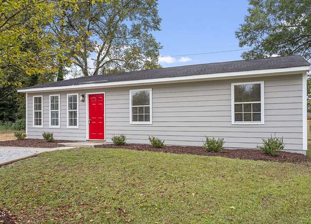 Property at 1100 Pecan Pl, Durham, NC 27704, 3 beds, 2 baths