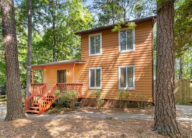 Property at 18 Frances St, Chapel Hill, NC 27517, 2 beds, 1.5 baths
