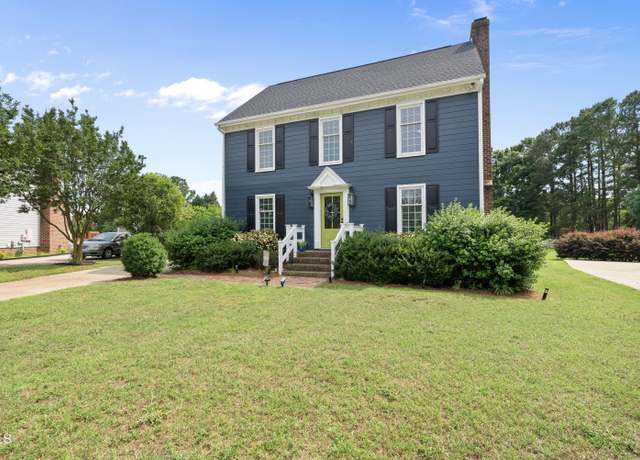 Property at 6 W Canterbury Ct, Wendell, NC 27591, 3 beds, 2.5 baths