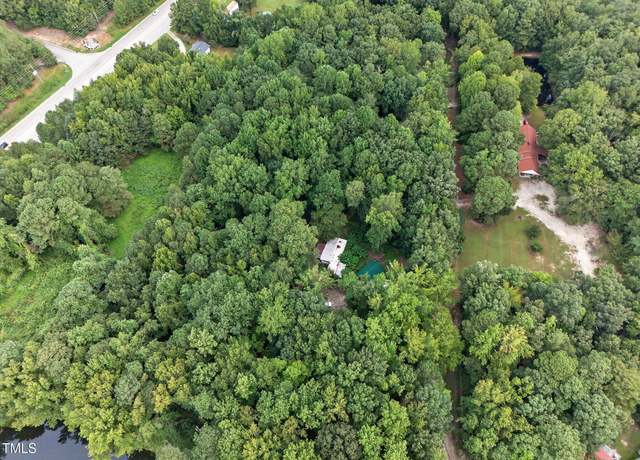 Property at 713 Oak Ridge Dr, Cary, NC 27519