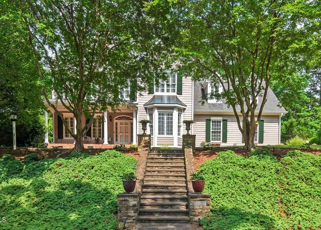 Property at 108 Hotelling Ct, Chapel Hill, NC 27514, 4 beds, 3.5 baths