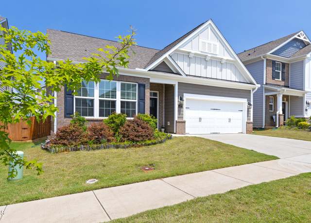 Property at 427 Bluffberry Way, Hillsborough, NC 27278, 4 beds, 3 baths