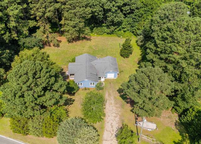 Property at 545 Barnette Rd, Louisburg, NC 27549, 3 beds, 2 baths