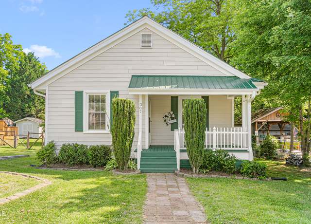 Property at 307 W Austin St, Mebane, NC 27302, 2 beds, 1 bath