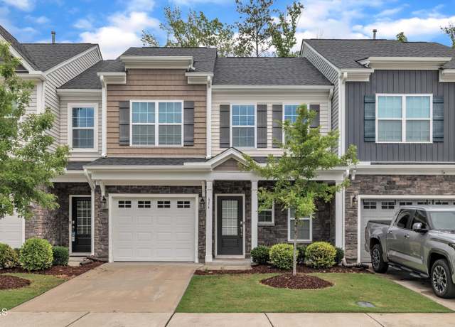 Property at 656 Barneswyck Dr, Fuquay Varina, NC 27526, 3 beds, 2.5 baths