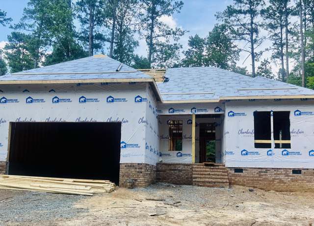 Property at 5196 Cardinal Cir, Sanford, NC 27332, 3 beds, 2 baths