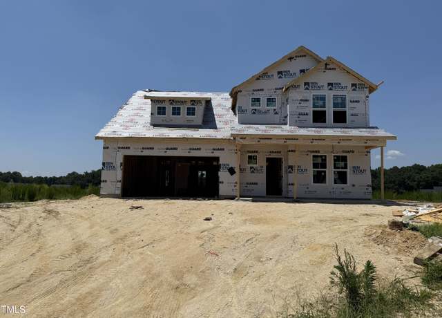 Property at 76 Tuskeegee Dr, Smithfield, NC 27577, 3 beds, 2.5 baths