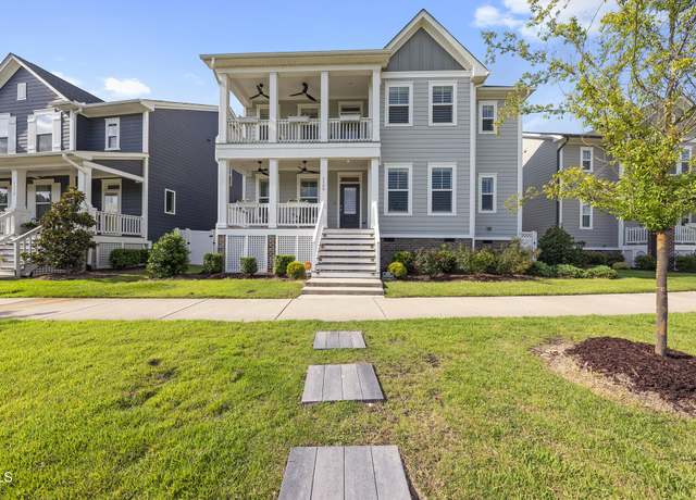 Property at 5108 Crescent Square Street St, Raleigh, NC 27616, 5 beds, 5 baths
