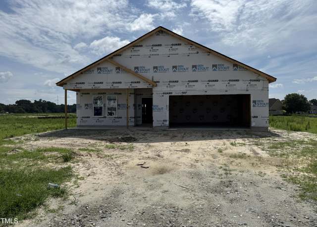 Property at 104 Bella Pl, La Grange, NC 28551, 4 beds, 2 baths