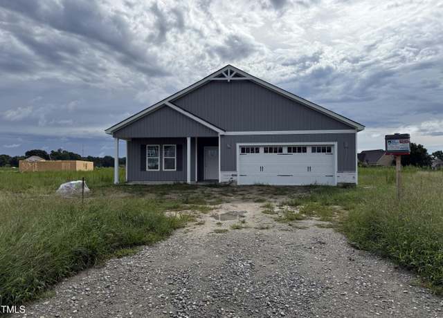 Property at 104 Bella Pl, La Grange, NC 28551, 4 beds, 2 baths