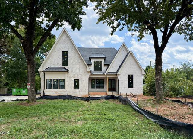 Property at 1218 Kingwood Dr, Raleigh, NC 27609, 5 beds, 6 baths