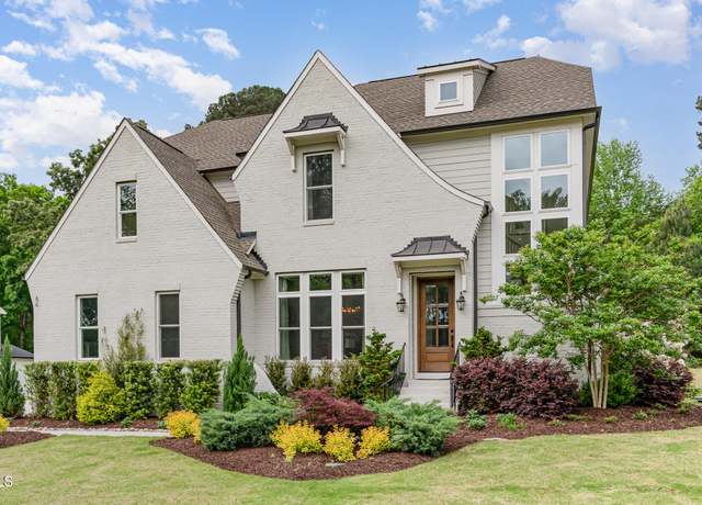 Property at 46 Bonterra Way, Chapel Hill, NC 27516, 5 beds, 5.5 baths