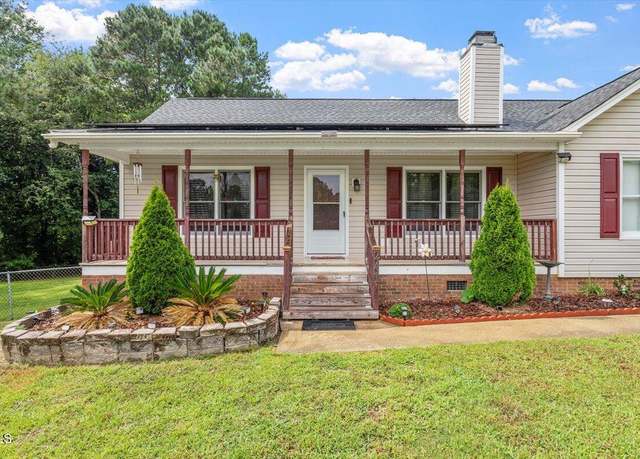 Property at 241 Deep Creek Dr, Clayton, NC 27520, 3 beds, 2 baths