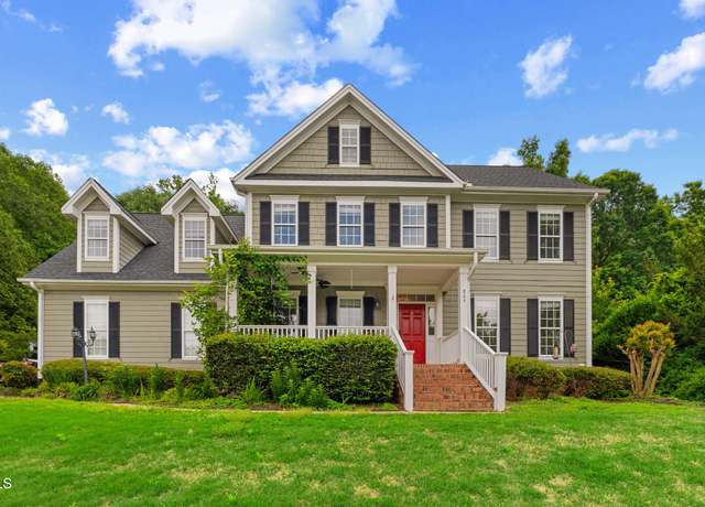 Property at 809 Parkridge Dr, Clayton, NC 27527, 5 beds, 4.5 baths