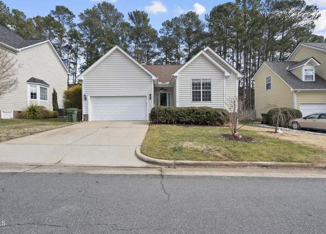 Property at 208 Trailview Dr, Cary, NC 27513, 3 beds, 2 baths