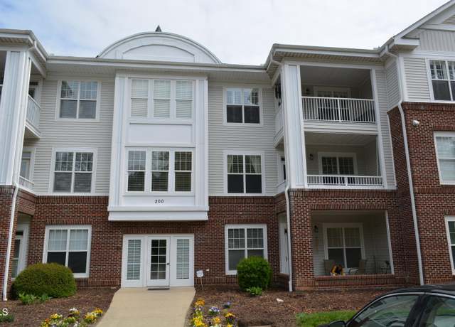 Property at 224 Eyam Hall Ln, Apex, NC 27502, 2 beds, 2 baths