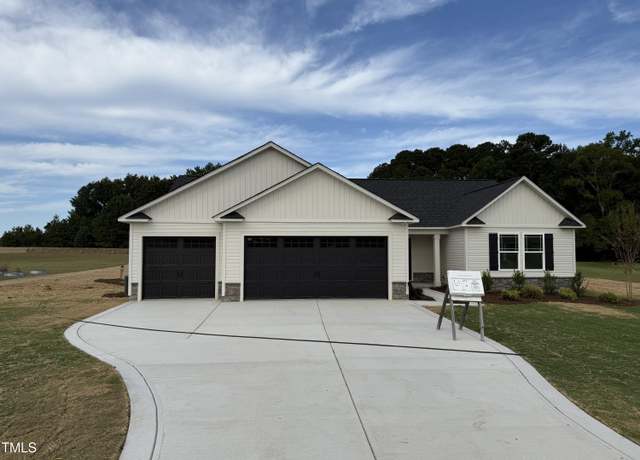 Property at 103 Maxwell Farm Ln, Selma, NC 27576, 3 beds, 2 baths