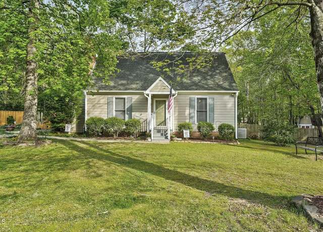 Property at 13816 N Meadows Ct, Wake Forest, NC 27587, 3 beds, 2 baths