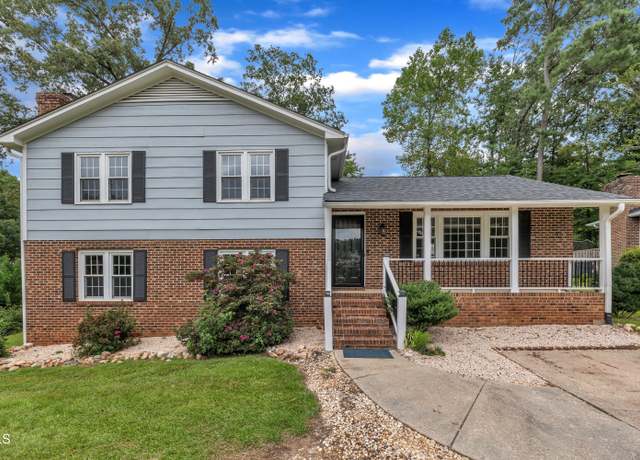 Property at 1640 Glengarry Dr, Cary, NC 27511, 3 beds, 2.5 baths