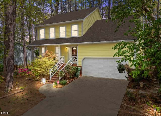 Property at 102 Pinehill Way, Cary, NC 27513, 4 beds, 2.5 baths